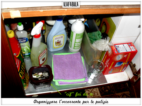 Organizzare l'occorrente per le pulizie - Sottolavello