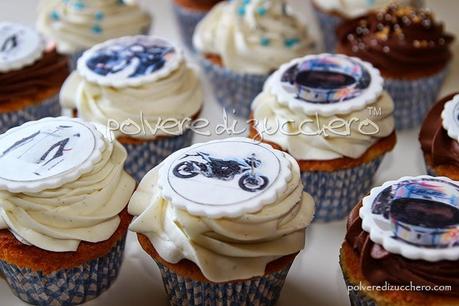 cupcakes decorati moto motociclista como varese milano chiasso lugano polvere di zucchero