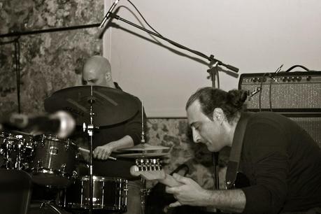 Intervista a Soni Sfardati (Enrico Cassia, chitarra e Antonio Quinci, percussioni) di Andrea Aguzzi, seconda parte