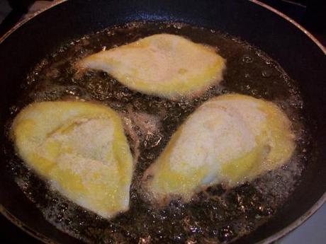 Cotolette di… Fiori di Magnolia Cotolette di… Fiori di Magnolia