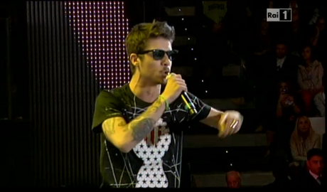Video di Moreno con Prova Microfono ai Music Awards 2014