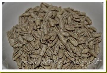 Cavatelli con farina di ceci neri in purea di carote e rosmarino (2) Cavatelli con farina di ceci neri in purea di carote e rosmarino (2)