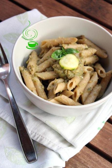 PASTA CON PESTO DI ZUCCHINE (51)+