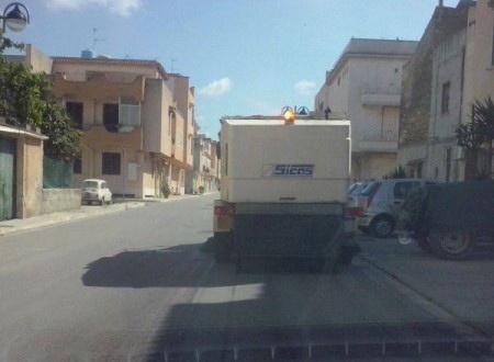 Arriva Inycon, torna lo spazzolone per le strade 20140618-152808.jpg