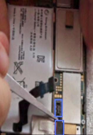 [Guida] Come acquistare e sostituire la batteria del Sony Xperia P (Lt22i) per aumentare l'autonomia