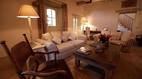 Uno splendido Mas a Sivergues in Provenza Uno splendido Mas a Sivergues in Provenza