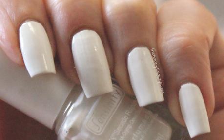 Sensinity #02 (Lirio) Swatch&Review Sensinity #02 (Lirio) Swatch&Review