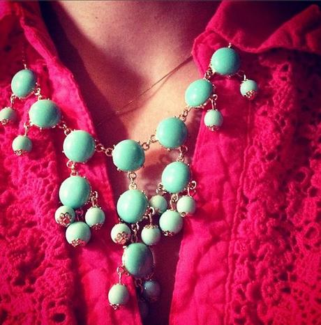 statement-necklace-benetton