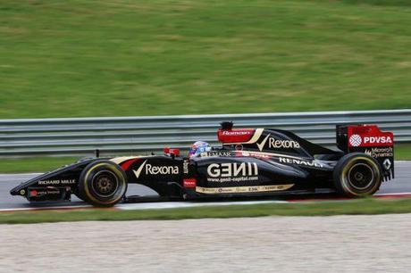 La Lotus tratta con Mercedes per il motore? Romain-Grosjean_2_PL_GPAustria2014