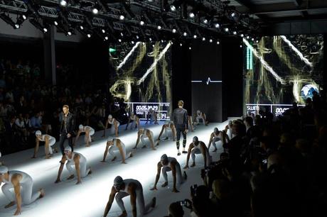 DIRK BIKKEMBERGS SS15 PRIMAVERA ESTATE 2015 CATWALK SFILATA MILANO FASHION WEEK MODA UOMO