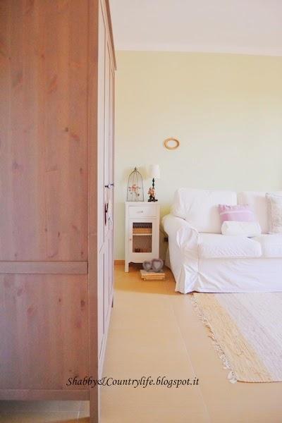 The Guest Room Makeover..  {Before & After} - shabby&countrylife.blogspot.it