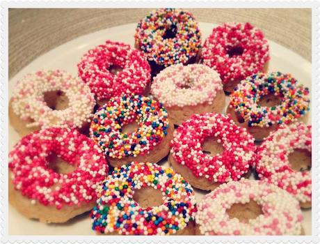 Donuts-image-donuts-36602175-1600-1221