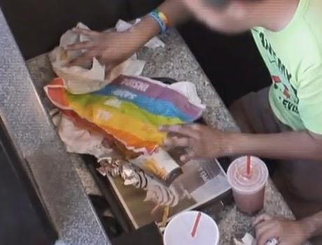 Epic Win: per il Gay Pride, Burger King lancia il Proud Whopper
