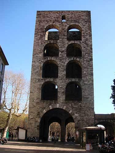 Porta torre