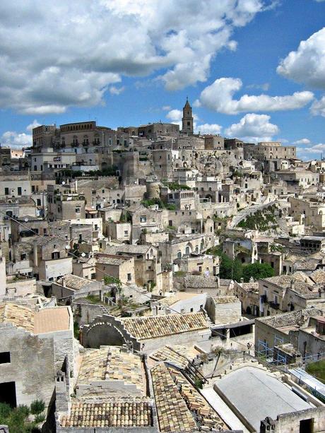 Cave House: vivere nella roccia. Le città nel mondo