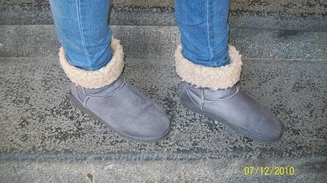 COMFORTABLE OUTFIT COMFORTABLE OUTFIT