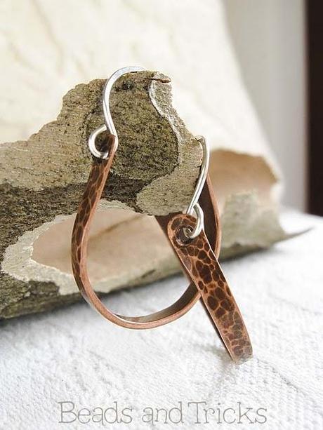 Horseshoe: di orecchini e segni Horseshoe: di orecchini e segni