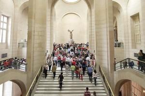 La Nike di Samotracia torna al Louvre dopo il restauro costato 4 milioni di euro