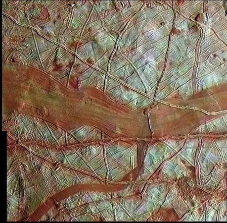 Europa a colori. Crediti: NASA/JPL-Caltech/SETI Institute