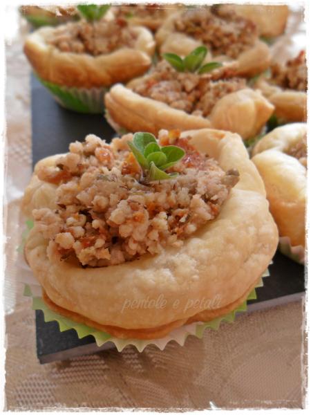 cestini di pasta sfoglia cous cous farro inegrale tonno pomodorini secchi