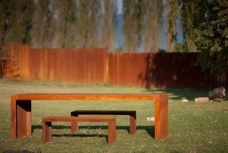 Efeso Linearità ed eleganza in un tavolo: nasce Efeso