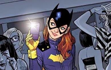 IL NUOVO TEAM CREATIVO DI BATGIRL, ATTENTO ALLA RETE E ALLE TENDENZE PIÙ IN VOGA, RAPPRESENTA UN CAMBIAMENTO NELLA POLITICA COMUNICATIVA DELLA DC COMICS?