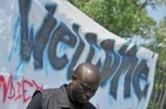 tassa_sugli_immigrati In arrivo la tassa sugli immigrati: essere regolari, in Italia, costerà molto di più