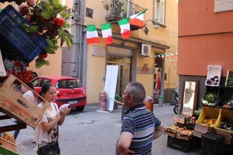 Un pomeriggio ai Quartieri Spagnoli: frutta, verdura e lezione di cucina Angelo - quartieri