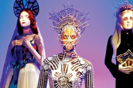 The-Fashion-World-of-Jean-Paul-Gaultier