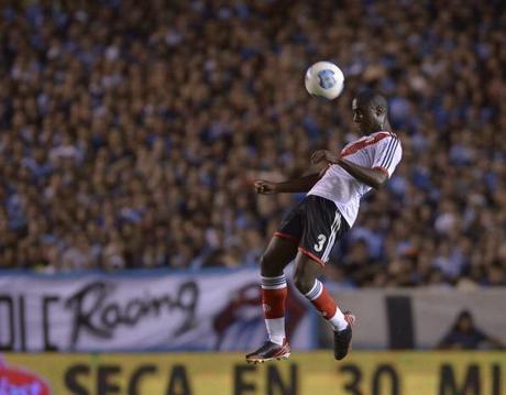 Racing Club v River Plate - Torneo Inicial 2013