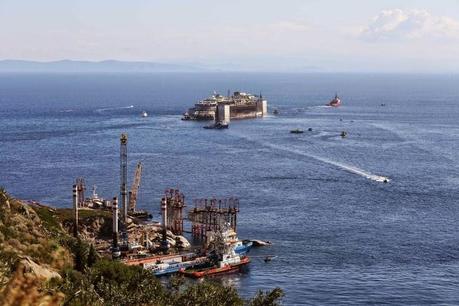 Costa Concordia parte dal Giglio