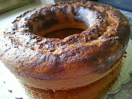 Ciambella al caffè e semi di anice.