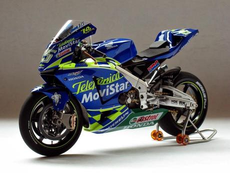 Honda RC 211V S.Gibernau 2003 by Luyan Wen