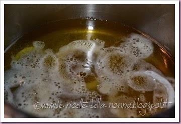 Anelli di cipolla fritti (3) Anelli di cipolla fritti (3)