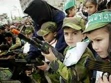 Basta con quei bambini usati contro Israele