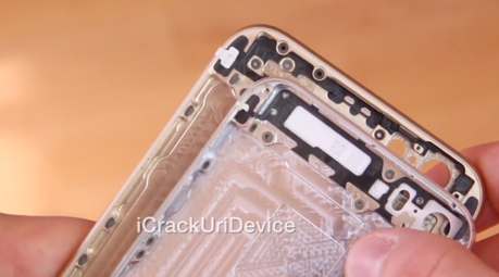 iPhone 6 da 4.7″ – Nuove immagini dello chassis messo a confronto con l’ iPhone 5S iPhone 6 da 4.7″ – Nuove immagini dello chassis messo a confronto con l’ iPhone 5S