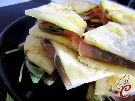 Sandwich di ananas con bresaola e rucola: il piacere di azzardare sapori e di concedersi freschezza
