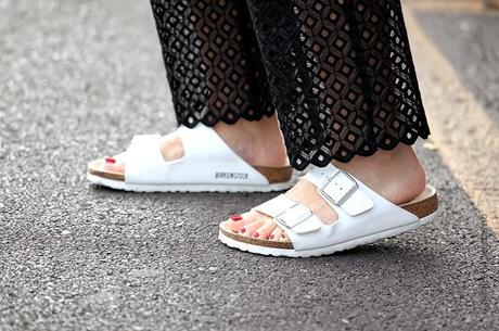 In the Street...Slippers...Flat e sportivi: i sandali dell'estate 2014...For vogue.it