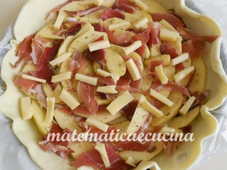 Torta Salata con Mele e Speck