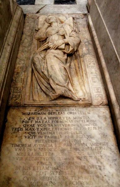 Toccanti storie di morti premature a Santi Severino e Sossio Sepolcro madre, Santi Severino e Sossio chiesa