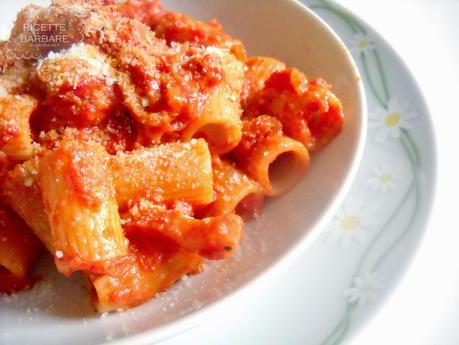 Pasta all'amatriciana or Pasta with bacon and tomato sauce