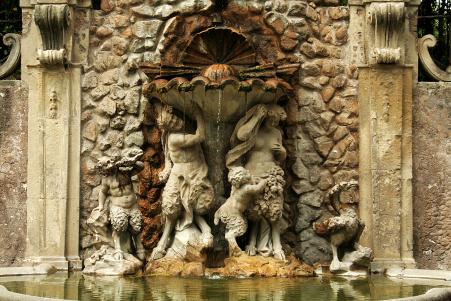 Fontana dei Fauni a Villa Sciarra fontana dei fauni02