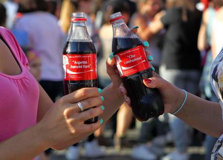 COCA COLA: I GIOVANI ITALIANI E LA MUSICA