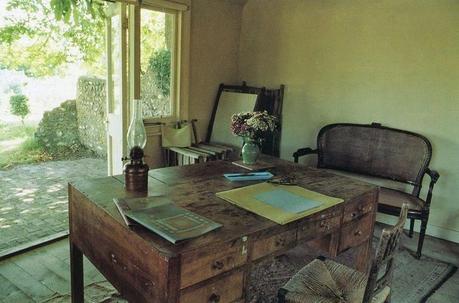 Virginia and Leonard Woolf's XVIIth century retreat: Monk's House and its garden.