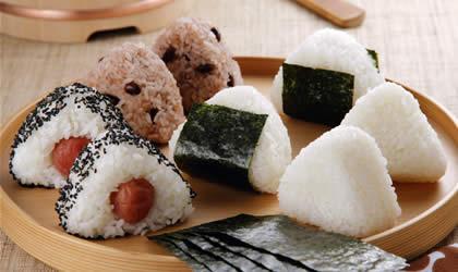 Polpettine di riso: Onigiri!