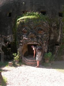 laos parco del buddha