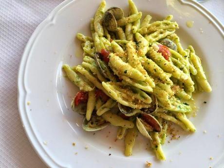 VACANZE PUGLIESI: PANE, POMODORO E TANTO MARE