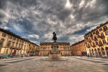 Piazza Bodoni - Torino, Italia