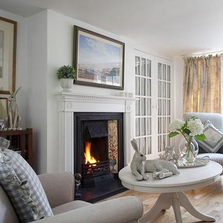 Sitting room | County Antrim cottage | House tour | PHOTO GALLERY | 25 Beautiful Homes | Housetohome.co.uk