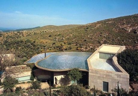 E se il tetto di casa fosse una piscina ?